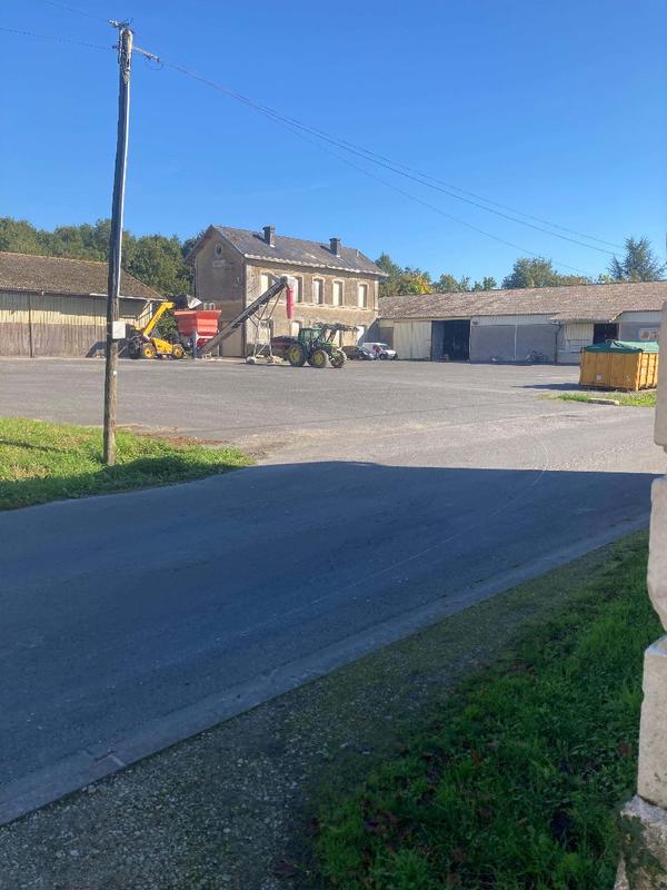 Maison - 222 m² - 9 pièces