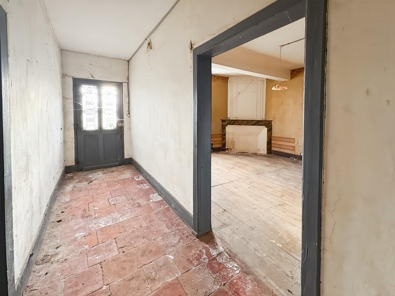Maison - 204 m² - 6 pièces