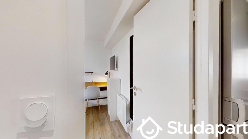 Chambre - 10 m² - 1 pièce