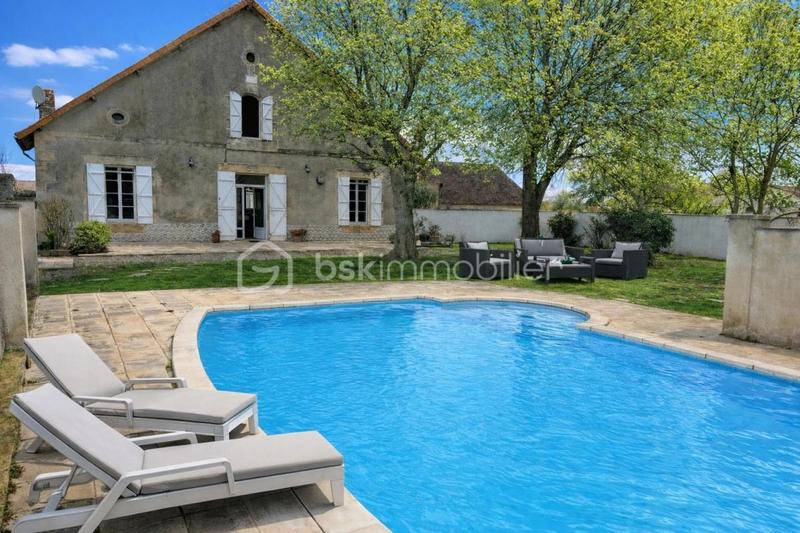 Maison - 113 m² - 4 pièces