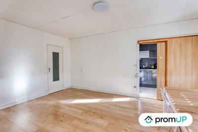 Appartement - 81 m² - 4 pièces