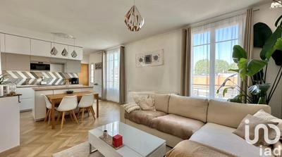 Appartement - 81 m² - 4 pièces