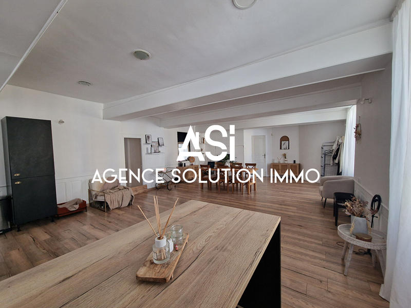 Maison - 405 m² - 10 pièces