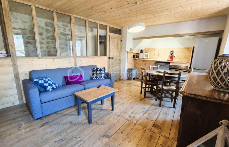 Immeuble - 240 m² - 10 pièces