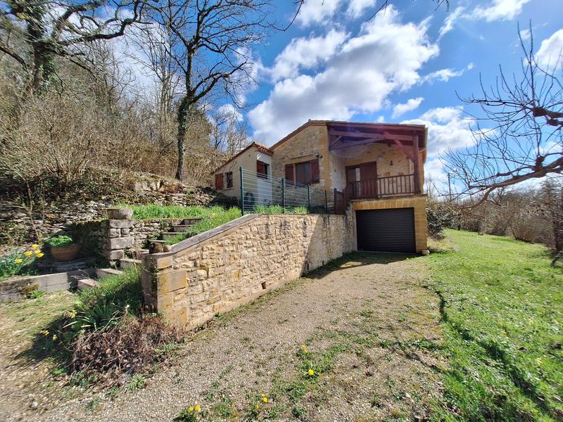 Maison traditionnelle - 110 m² - 5 pièces