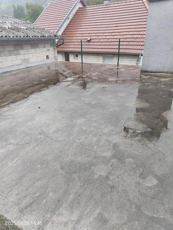 Maison - 500 m² - 9 pièces