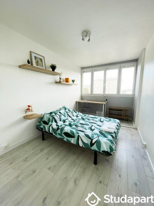 Chambre - 10 m² - 1 pièce