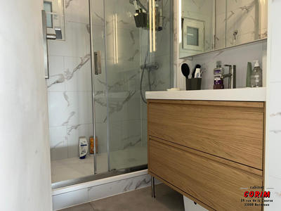 Appartement - 87 m² - 5 pièces