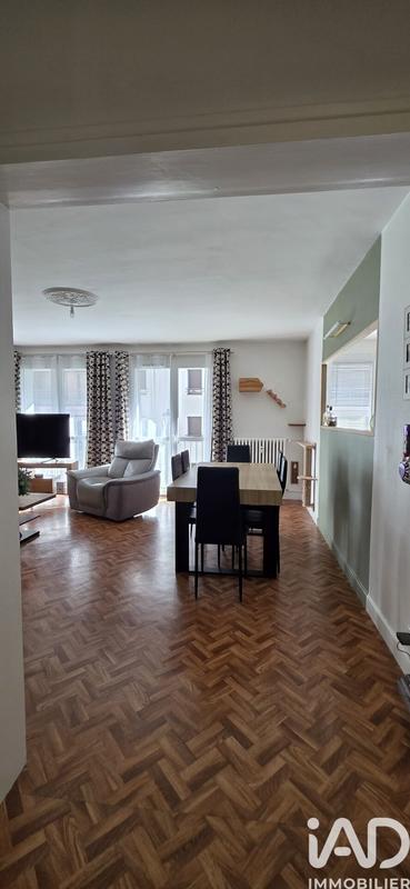 Appartement - 99 m² - 3 pièces