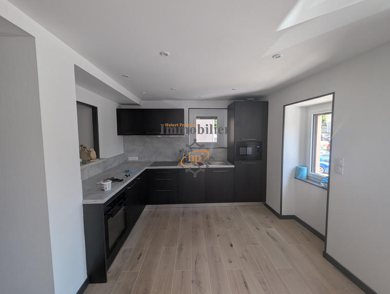 Maison - 85 m² - 3 pièces