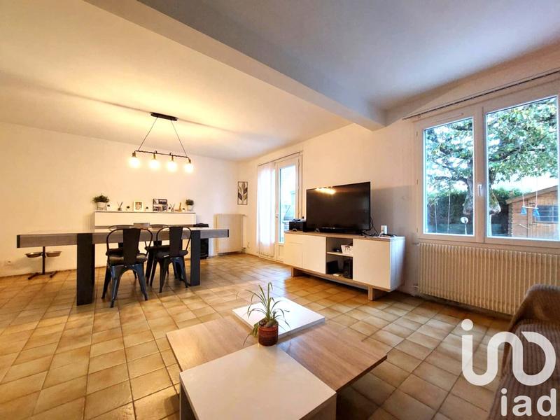 Maison - 95 m² - 5 pièces