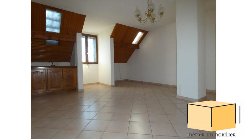 Maison - 203 m² - 5 pièces