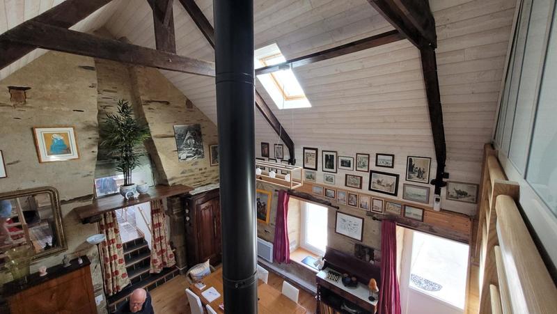 Propriété - 250 m² - 8 pièces