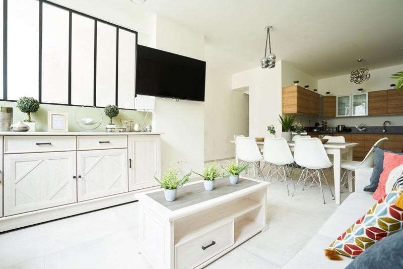 Maison - 137 m² - 8 pièces