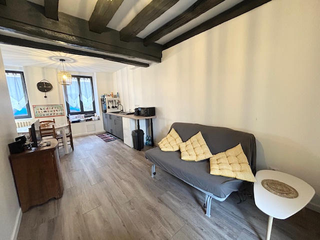 Maison - 198 m² - 7 pièces