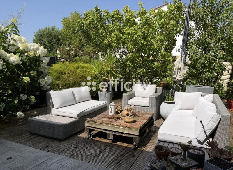 Maison - 165 m² - 5 pièces