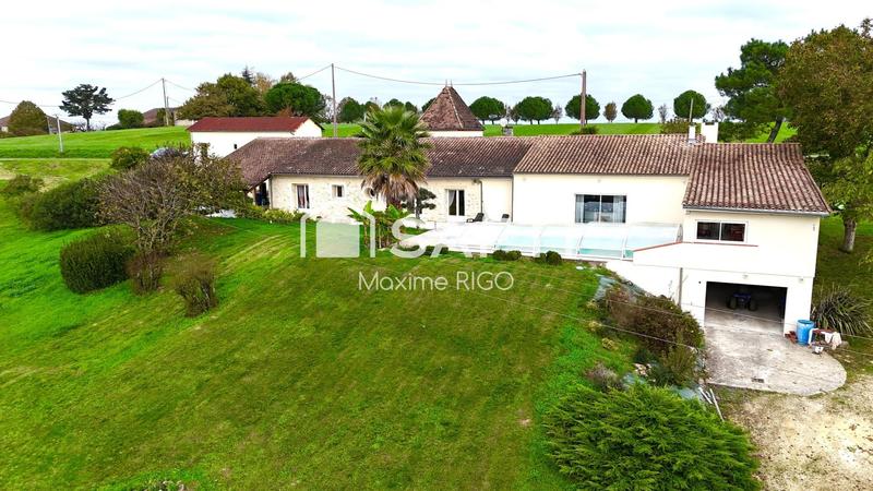 Maison - 285 m² - 4 pièces