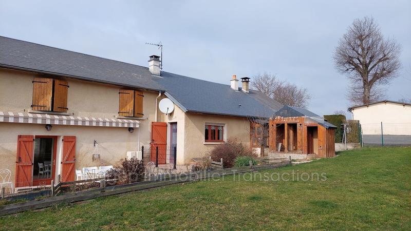 Maison - 200 m² - 8 pièces