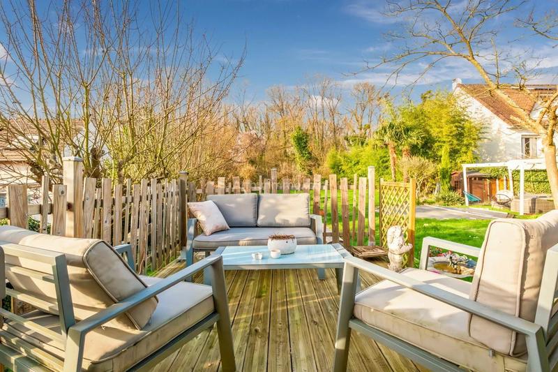 Maison - 170 m² - 7 pièces