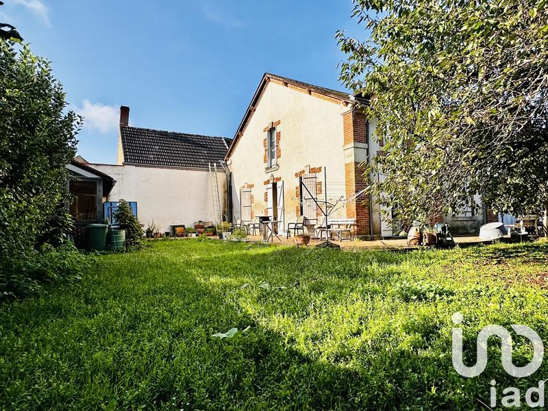 Maison - 429 m² - 11 pièces