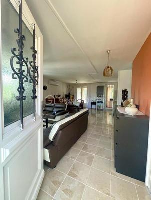 Maison - 97 m² - 4 pièces