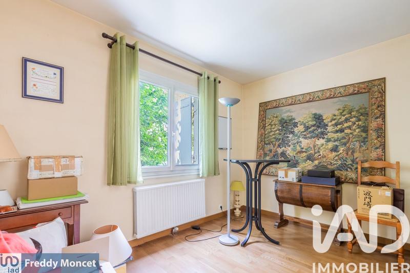 Maison - 210 m² - 9 pièces