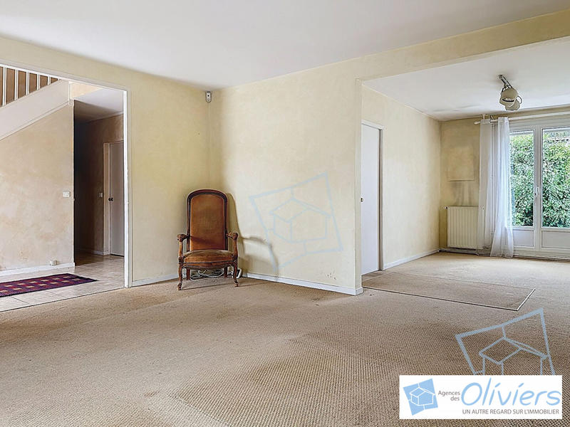 Maison - 181 m² - 8 pièces