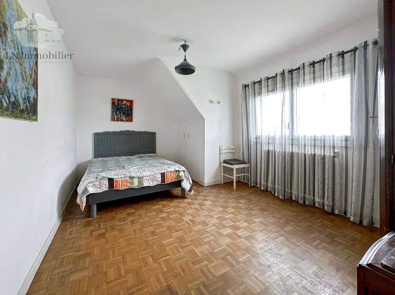 Maison - 129 m² - 9 pièces