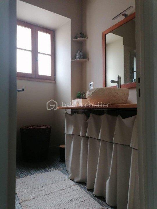 Maison en pierre - 144 m² - 6 pièces