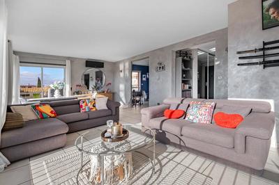 Appartement - 87 m² - 3 pièces