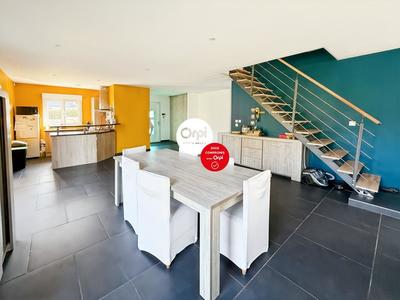 Maison - 148 m² - 5 pièces