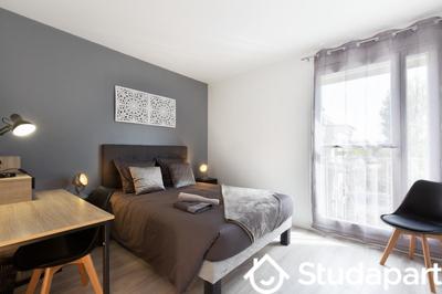 Chambre - 11 m² - 1 pièce