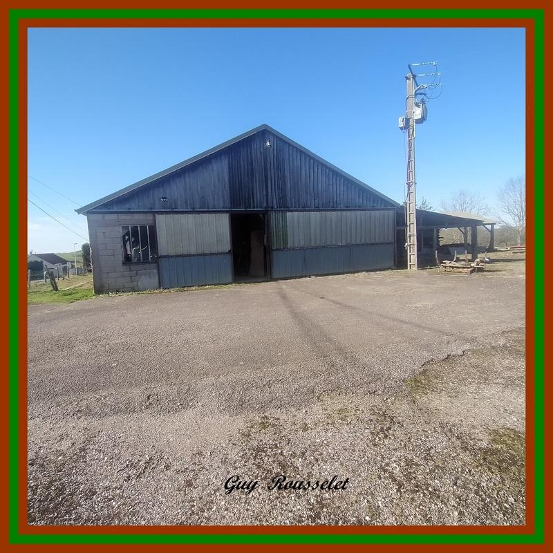 Propriété - 210 m² - 9 pièces