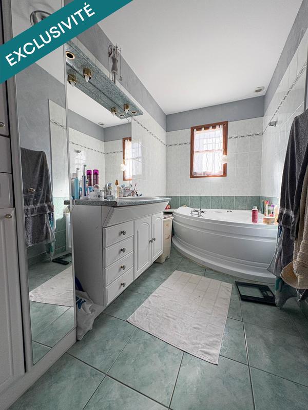 Maison - 121 m² - 7 pièces