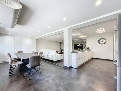 Appartement - 170 m² - 6 pièces