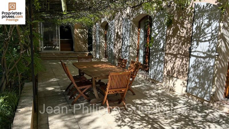 Mas - 162 m² - 6 pièces