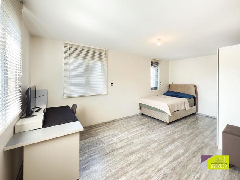 Maison traditionnelle - 143 m² - 5 pièces