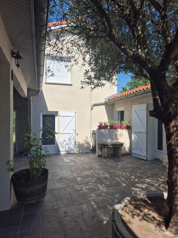 Maison - 187 m² - 5 pièces