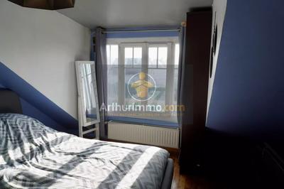 Maison - 225 m² - 12 pièces