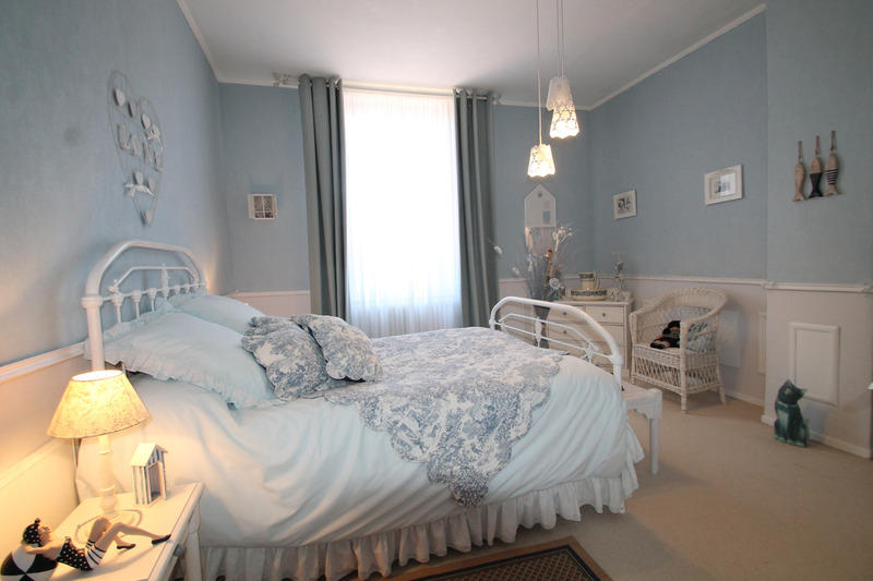 Maison - 190 m² - 5 pièces