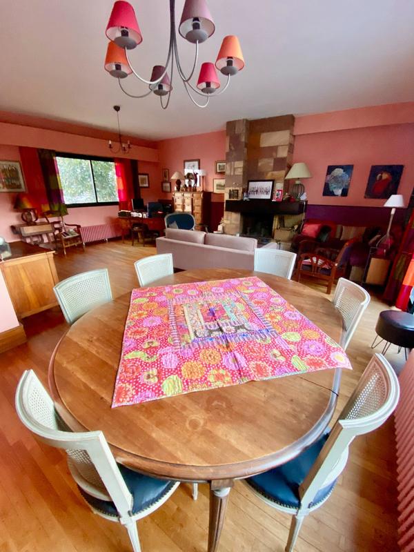 Maison - 225 m² - 7 pièces