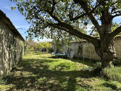 Pavillon - 147 m² - 7 pièces