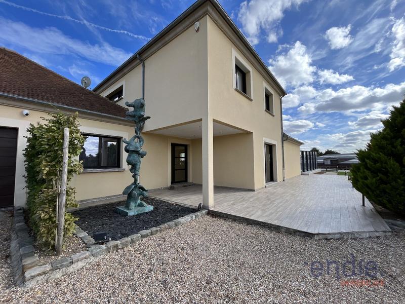 Haras - 250 m² - 7 pièces