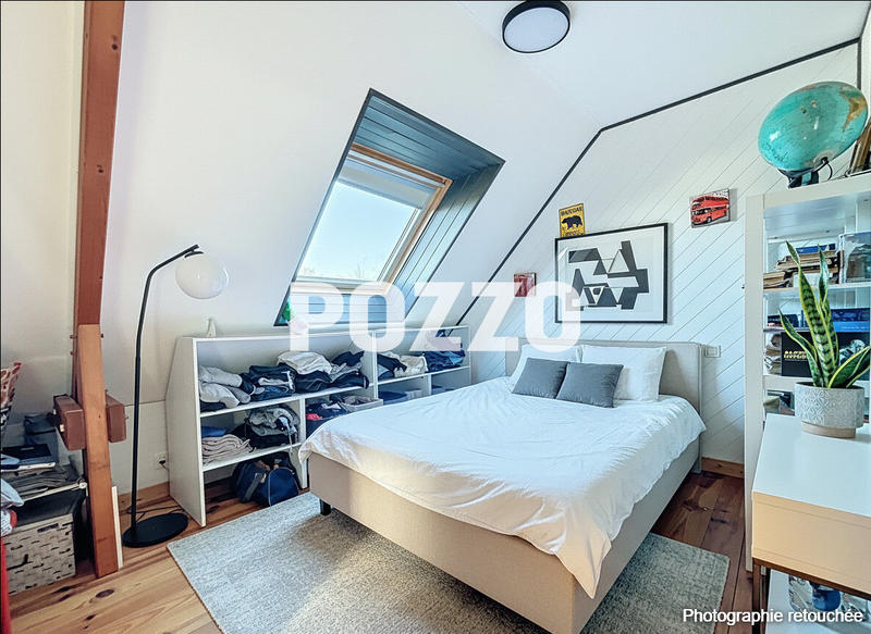 Maison - 196 m² - 8 pièces