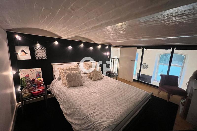 Loft - 80 m² - 3 pièces