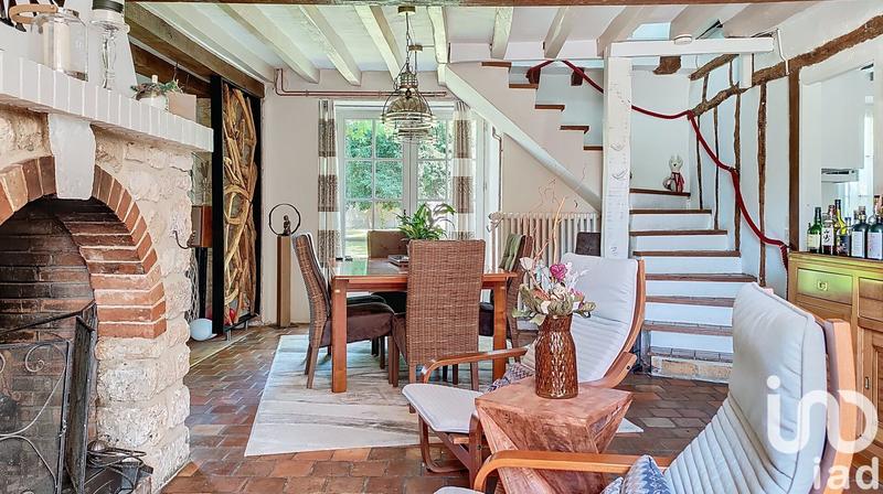 Maison - 230 m² - 6 pièces