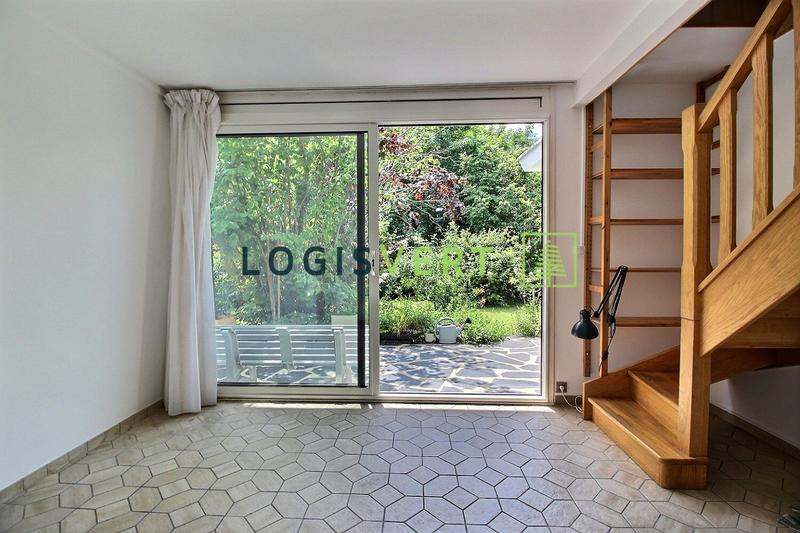 Maison - 205 m² - 10 pièces