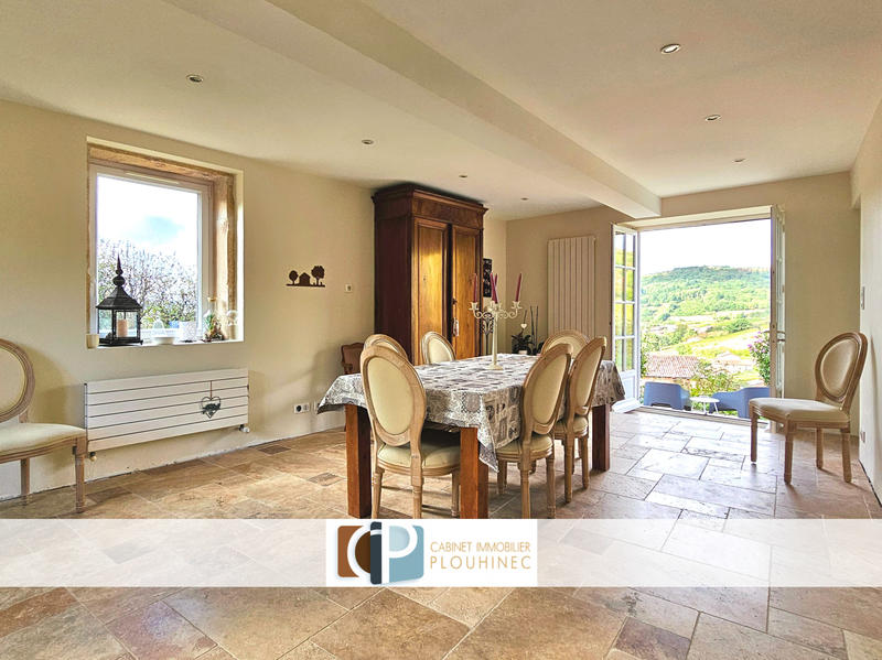 Maison - 178 m² - 6 pièces