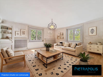 Appartement - 169 m² - 7 pièces