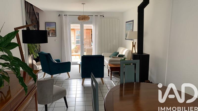 Maison - 94 m² - 5 pièces